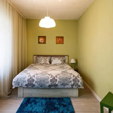 Sunrise Republicii Apartment
